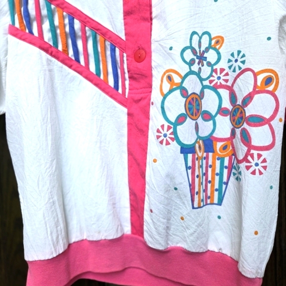 Teddi  White and Pink Floral Button Down Shirt VINTAGE SIZE M - Picture 2 of 6